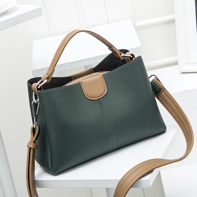 Elegant Women’s Leather Handbag